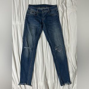 Chevignon skinny jeans Factory distressing. Low rise